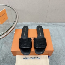 Louis Vuitton Slippers